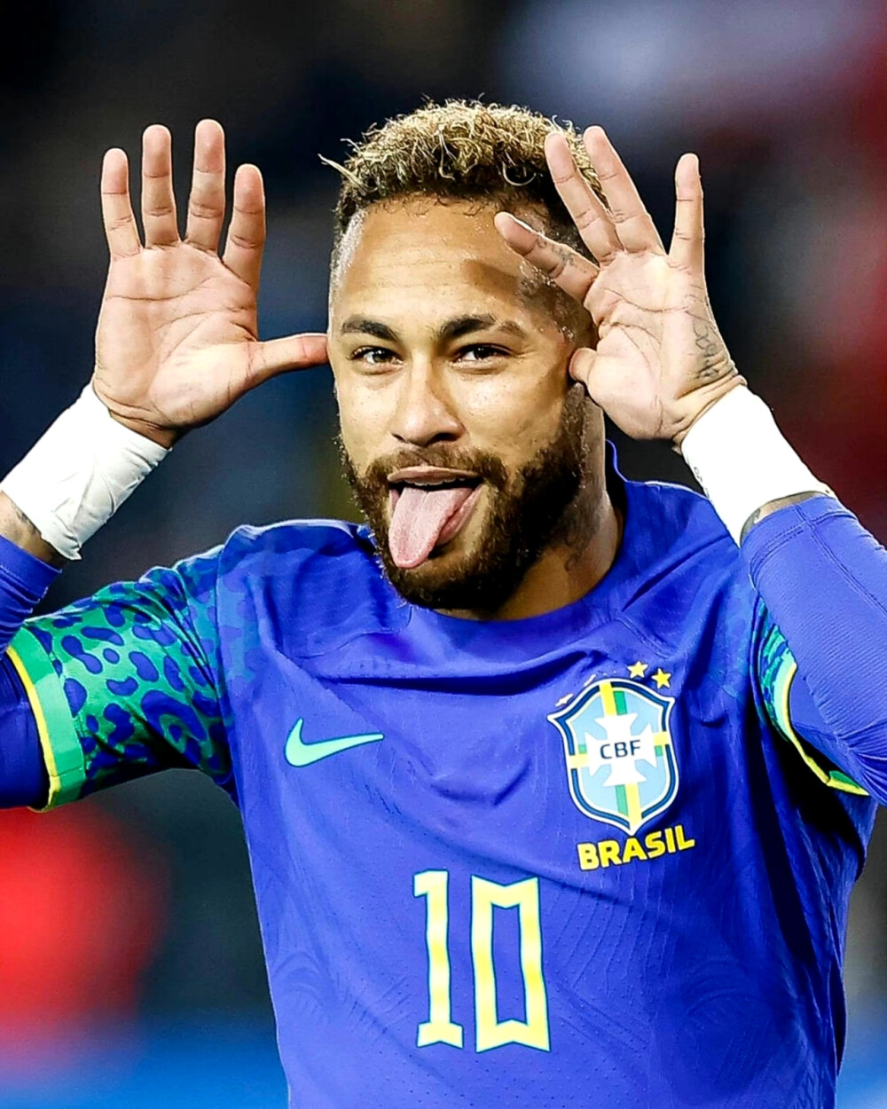 粉红裙与职 粉红裙与职