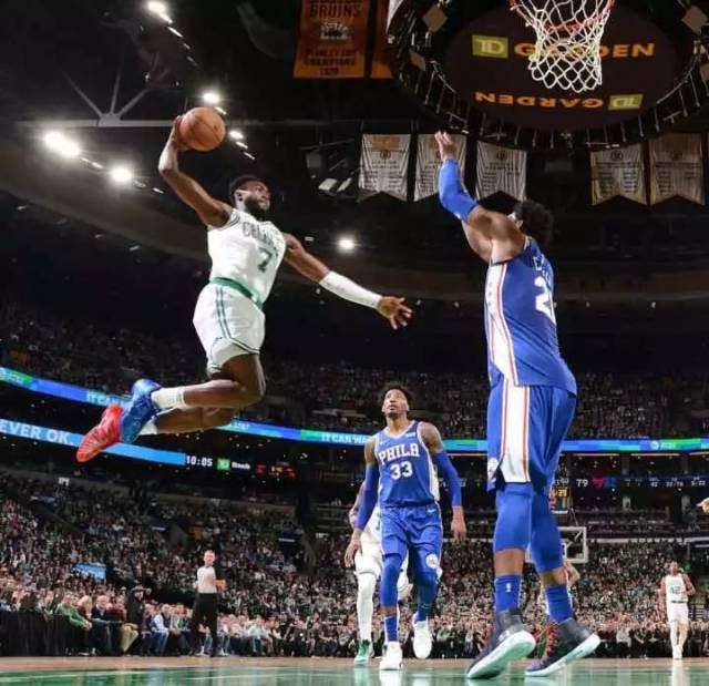 在主场拉高 在主场拉高