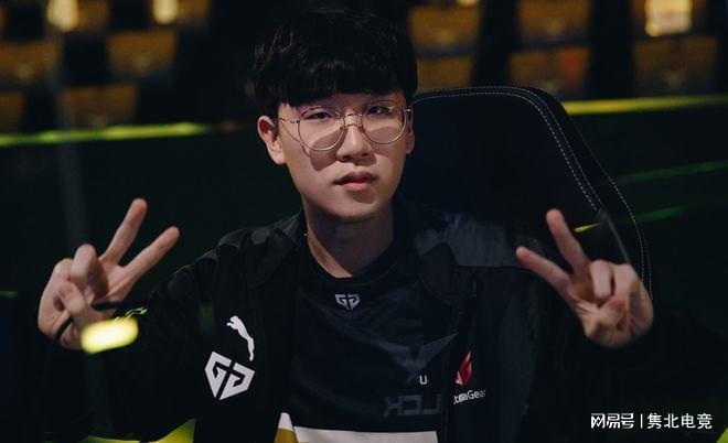 常态化的 常态化的