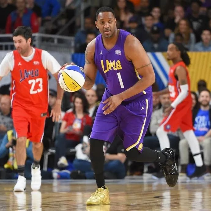 次数上落后 次数上落后